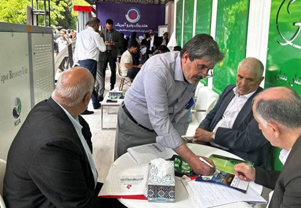 گزارش تصویری حضور چشمگیر شرکت کهاب گستران در بیست و نهمین نمایشگاه بین المللی نفت گاز پالایش و پتروشیمی تهران ۱۴۰۴